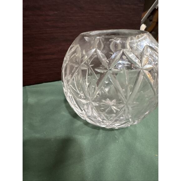 Vintage Bohemian Crystal Clear Cut Glass Round Centerpiece Bud Vase 6x6” - Picture 2 of 6
